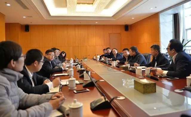 市长莅临细胞库5.jpg